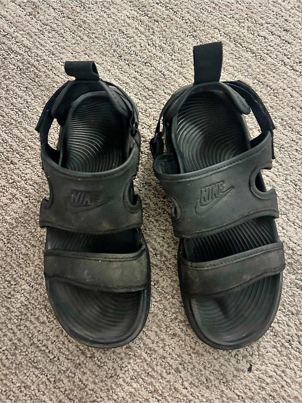 Nike Benassi Duo Ultra Slide Black Sandals US 6